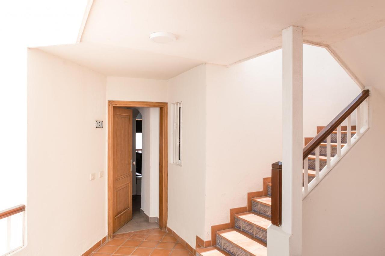 Homeforguest Apartamento Con Piscina A 50M Del Mar En La Caleta Адехе Экстерьер фото